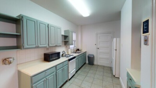 787 Columbia Rd, Unit 2 in Boston, MA - Building Photo - Building Photo