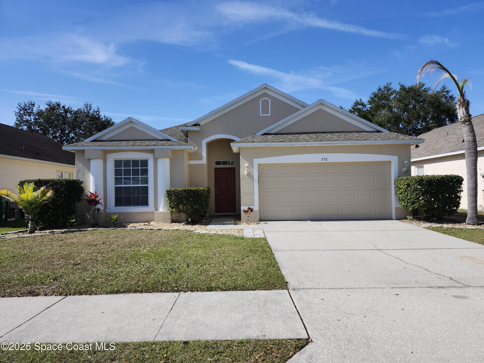 751 Cressa Cir in Cocoa, FL - Building Photo