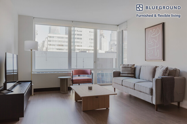property at 125 W 31st St