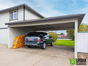 4623 N Sullivan Rd in Spokane Valley, WA - Building Photo - Building Photo
