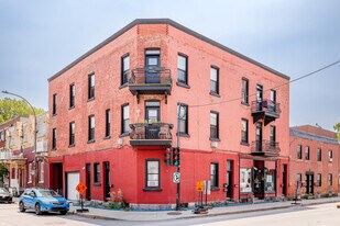 800 Sainte-Marguerite Rue in Montréal, QC - Building Photo