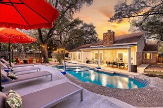 326 Whisper Wood Ln, Unit SI ID1436145P in San Antonio, TX - Foto de edificio - Building Photo