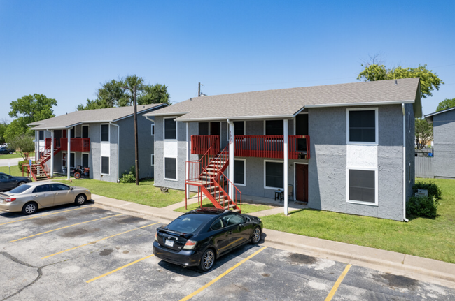 Anderson Point Apartments in College Station, TX - Building Photo - Building Photo