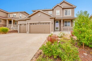7673 Bandit Dr in Castle Rock, CO - Building Photo