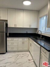 12823 Kling St in Los Angeles, CA - Building Photo - Building Photo