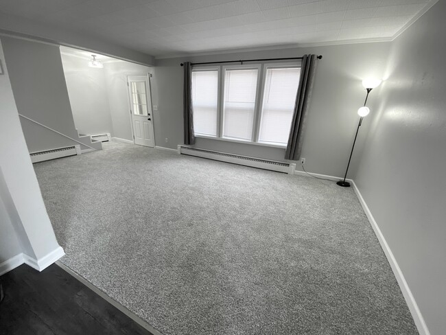 404 W Orange St in Duluth, MN - Building Photo - Building Photo