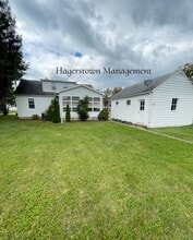 11021 Rosewood Dr in Hagerstown, MD - Building Photo - Building Photo