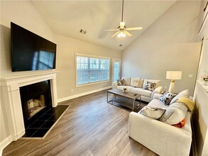 5135 Cactus Cove Ln in Buford, GA - Building Photo - Building Photo