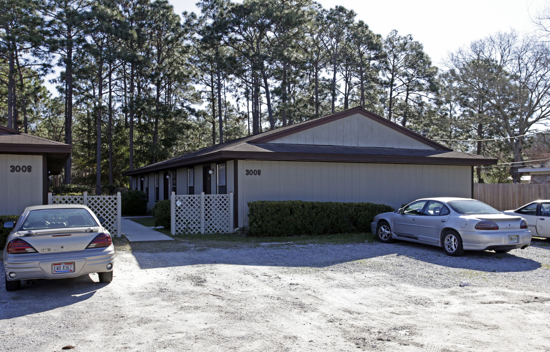 3008 Stanford Rd in Panama City, FL - Foto de edificio