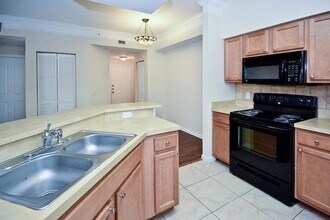 6203 Myrtlewood Cir W in Palm Beach Gardens, FL - Building Photo - Building Photo