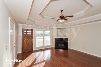 10777 Plantation Dr in Vance, AL - Foto de edificio - Building Photo