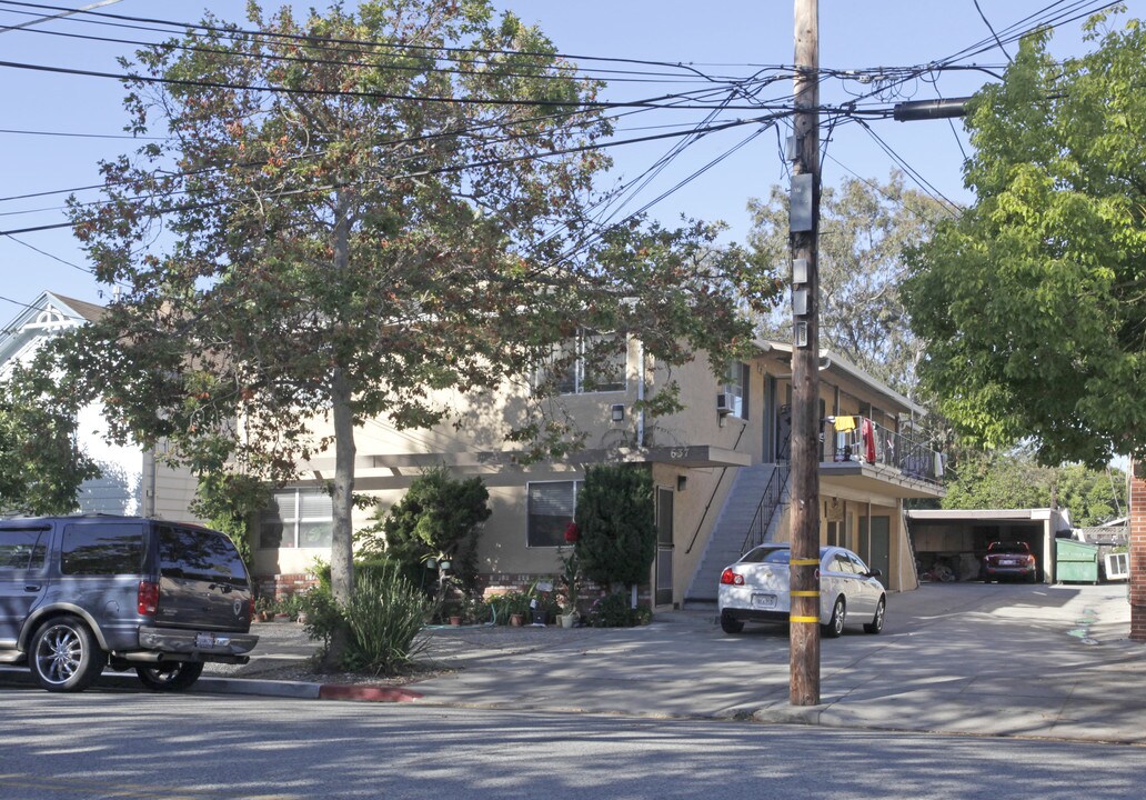 637 N 3rd St in San Jose, CA - Foto de edificio
