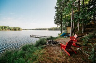 586 Applegate Dr in Traverse City, MI - Building Photo