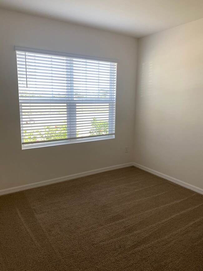 332 NW 19th Terrace
