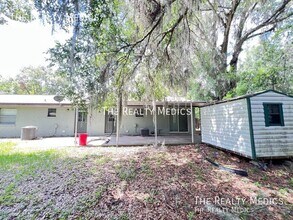 6101 SE Foss Rd in Belleview, FL - Building Photo - Building Photo