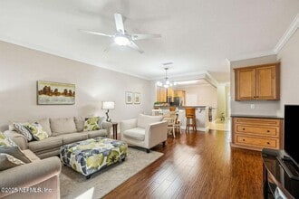 7990 Baymeadows Rd in Jacksonville, FL - Building Photo - Building Photo