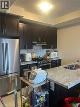 1083 Garner Rd E in Hamilton, ON - Building Photo - Building Photo