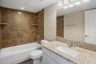 2804 Rio Grande St, Unit 220 in Austin, TX - Building Photo - Building Photo