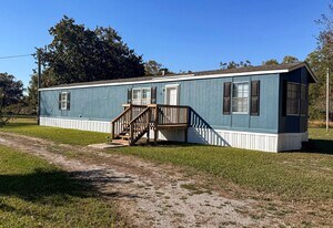 7346 Little Rock Church Rd in Lucama, NC - Building Photo