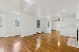 89 Brush Hill Rd in Sherborn, MA - Building Photo - Building Photo