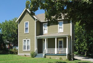 2011 Beech Ave in Nashville, TN - Building Photo