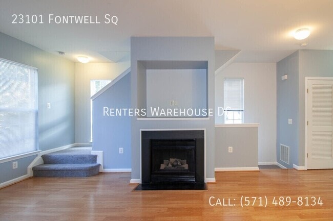 23101 Fontwell Square in Sterling, VA - Building Photo - Building Photo