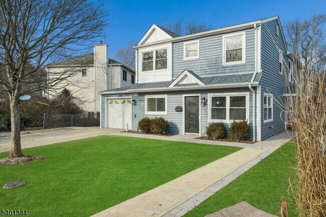 11 Washington Ave in Summit, NJ - Building Photo - Building Photo