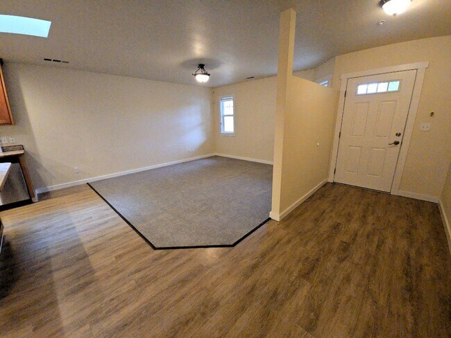 2469 Shay Ct-Unit -(1X) 2469 Shay [PRM: Henry] in Fortuna, CA - Building Photo - Building Photo