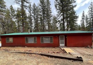 469-330 Childrens Rd in Susanville, CA - Building Photo - Building Photo