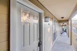 205 E 45th St in Austin, TX - Building Photo