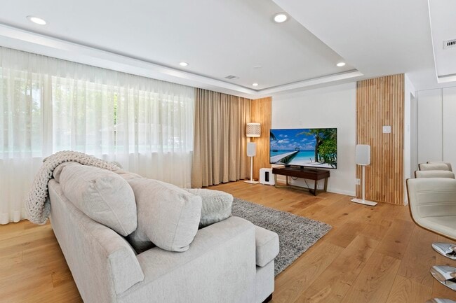 property at 6306 Pineshade Ln