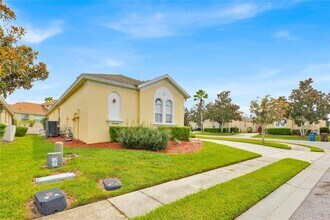 420 Tower Lake Blvd in Haines City, FL - Building Photo - Building Photo