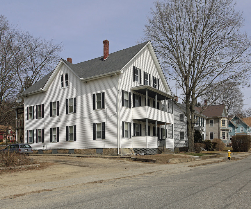 8-10 Brook St in Whitinsville, MA - Building Photo