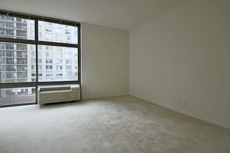 1202 N Stone St in Chicago, IL - Building Photo - Building Photo