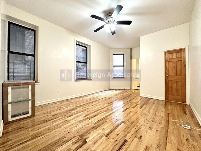 3133 Broadway in New York, NY - Building Photo - Building Photo