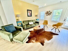 120 Fitzgerald Dr in Nashville, TN - Building Photo