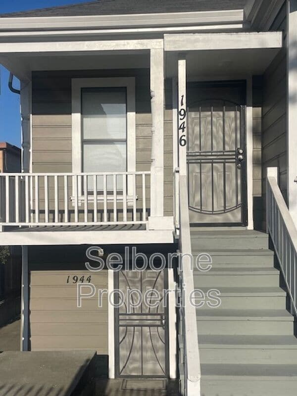 1944 E 20th St in Oakland, CA - Building Photo - Building Photo