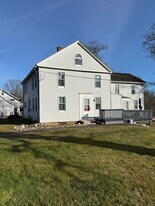 2 Straits Turnpike Ln in Morris, CT - Building Photo