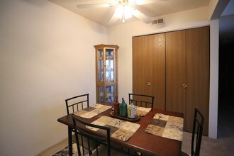 ReNew Cross Creek in St. Louis, MO - Building Photo - Interior Photo