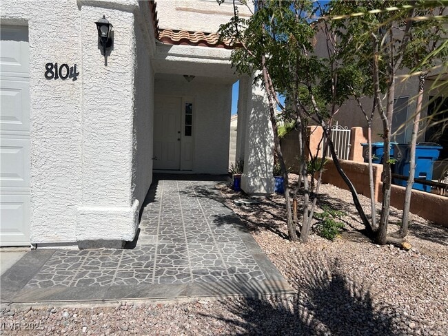 8104 Hercules Dr in Las Vegas, NV - Building Photo - Building Photo