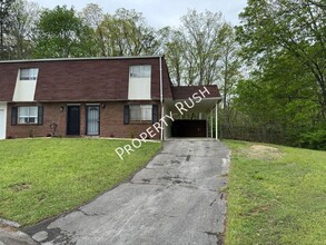 2323 Green Forest Dr in Chattanooga, TN - Building Photo - Building Photo