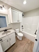 1617 Hill Valley Dr in Manhattan, KS - Building Photo - Building Photo