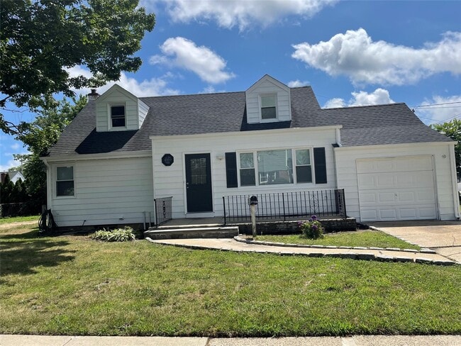 property at 2330 Oxford St