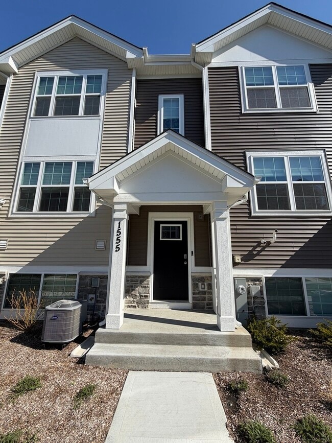 property at 1555 Sequoia Wy