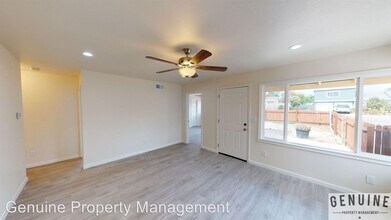 2180 Placentia Ave in Costa Mesa, CA - Building Photo - Building Photo