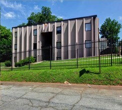 2883 Harris St in Atlanta, GA - Building Photo - Building Photo