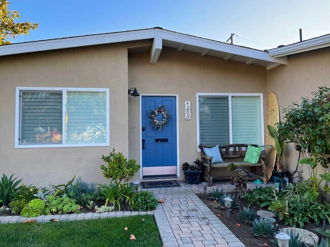 4720 Emerald St in Torrance, CA - Building Photo - Building Photo