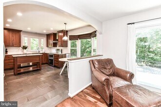 12696 Kettering Dr in Herndon, VA - Building Photo - Building Photo