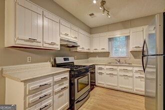 2389 Old Rex Morrow Rd in Ellenwood, GA - Building Photo - Building Photo