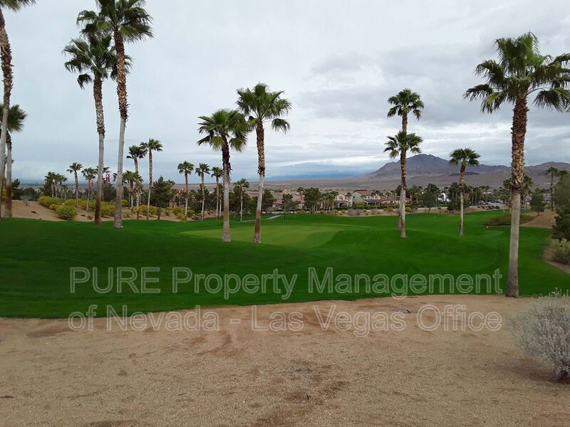 968 Via Gandalfi in Henderson, NV - Building Photo